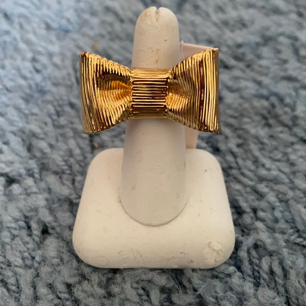 NWT KATE SPADE GOLDTONE RING, SIZE 6